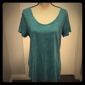 LuLaRoe Acid Washed Large Classic Tee